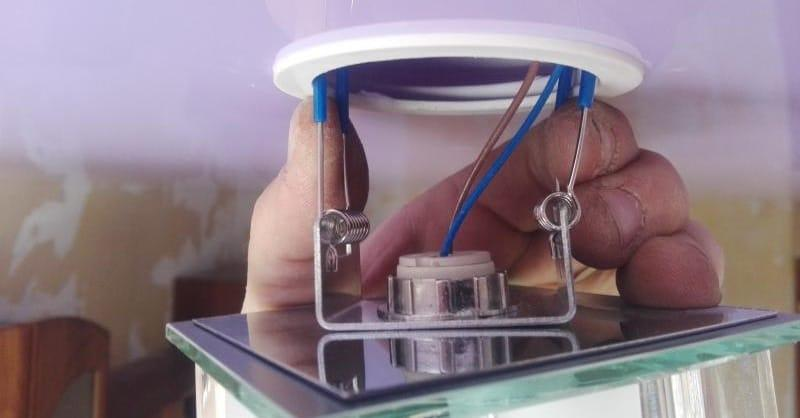 Фото как установить светильник своими руками? в интернет- магазине Дом и свет 